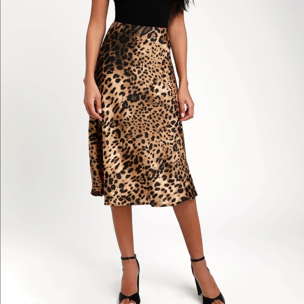 NWT! Lulus leopard print skirt